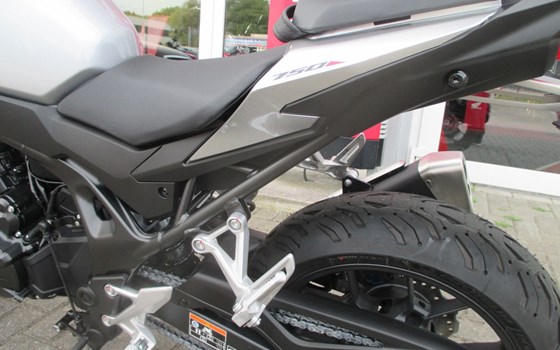 Neufahrzeug Honda CB750 Hornet - Bild 5