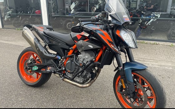 Gebrauchtmotorrad KTM 890 Duke R - Bild 4