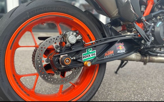 Gebrauchtmotorrad KTM 890 Duke R - Bild 7