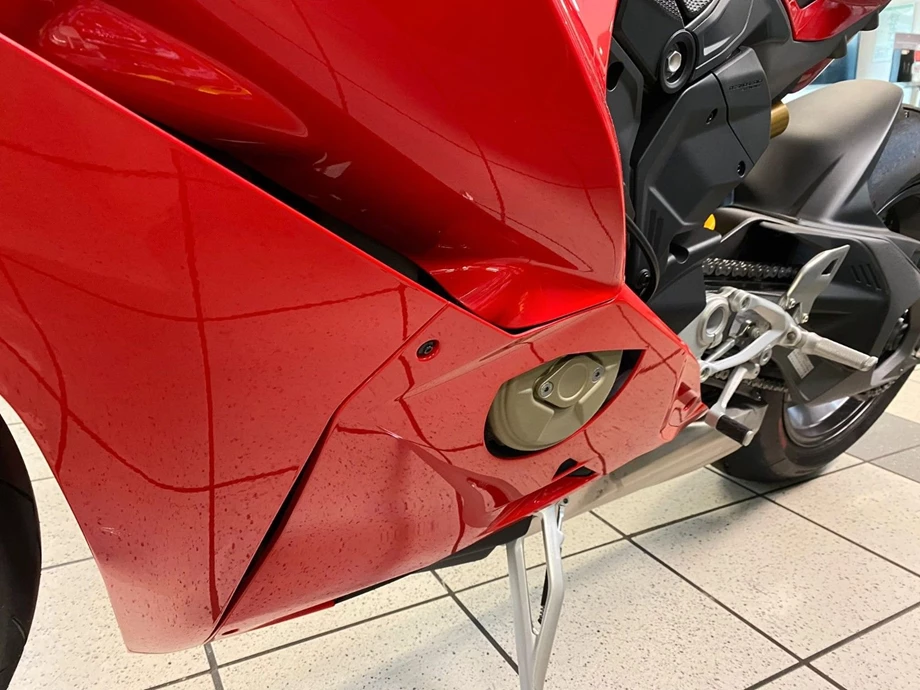 Angebot Ducati Panigale V4 Bild 11: Angebot Ducati Panigale V4
