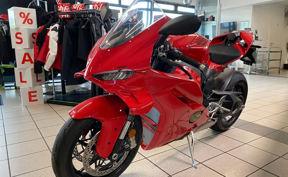 Angebot Ducati Panigale V4 Bild 2: Angebot Ducati Panigale V4