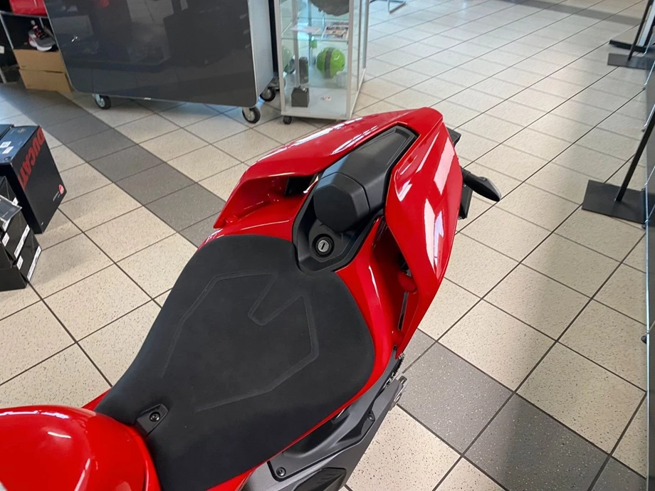 Angebot Ducati Panigale V4 Bild 6: Angebot Ducati Panigale V4