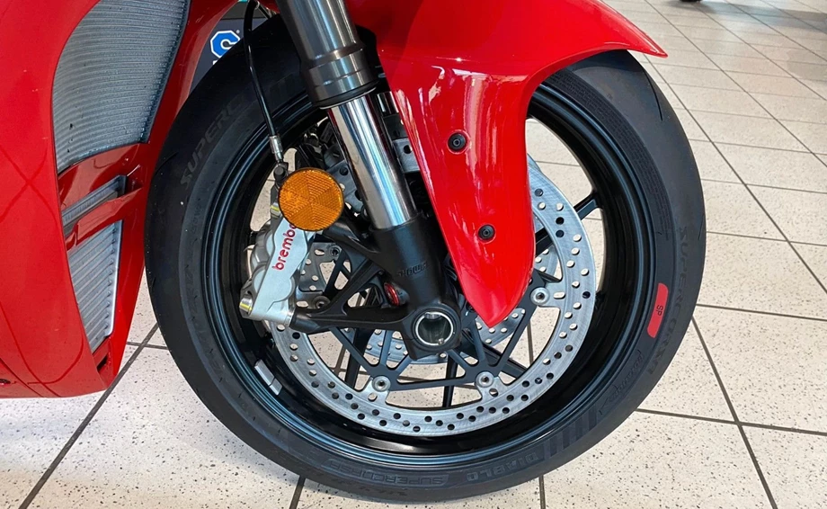 Angebot Ducati Panigale V4 Bild 7: Angebot Ducati Panigale V4