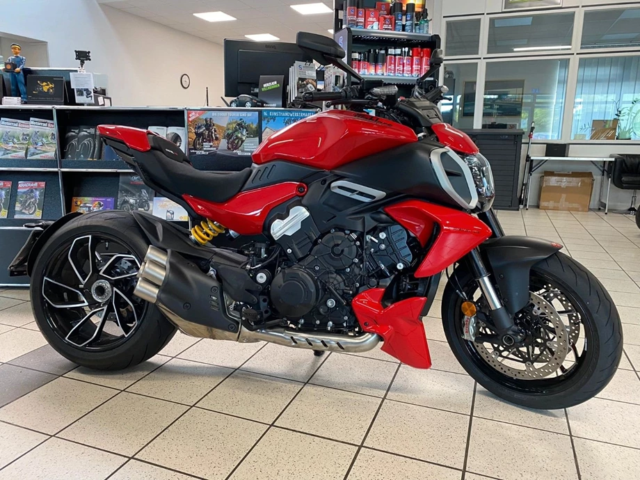 Angebot Ducati Diavel V4 Bild 6: Angebot Ducati Diavel V4