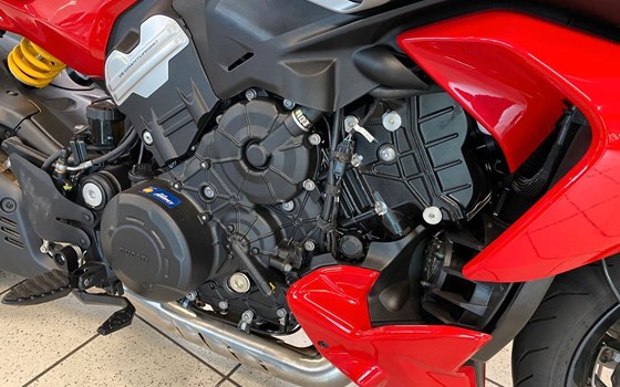 Gebrauchtmotorrad Ducati Diavel V4 - Bild 8