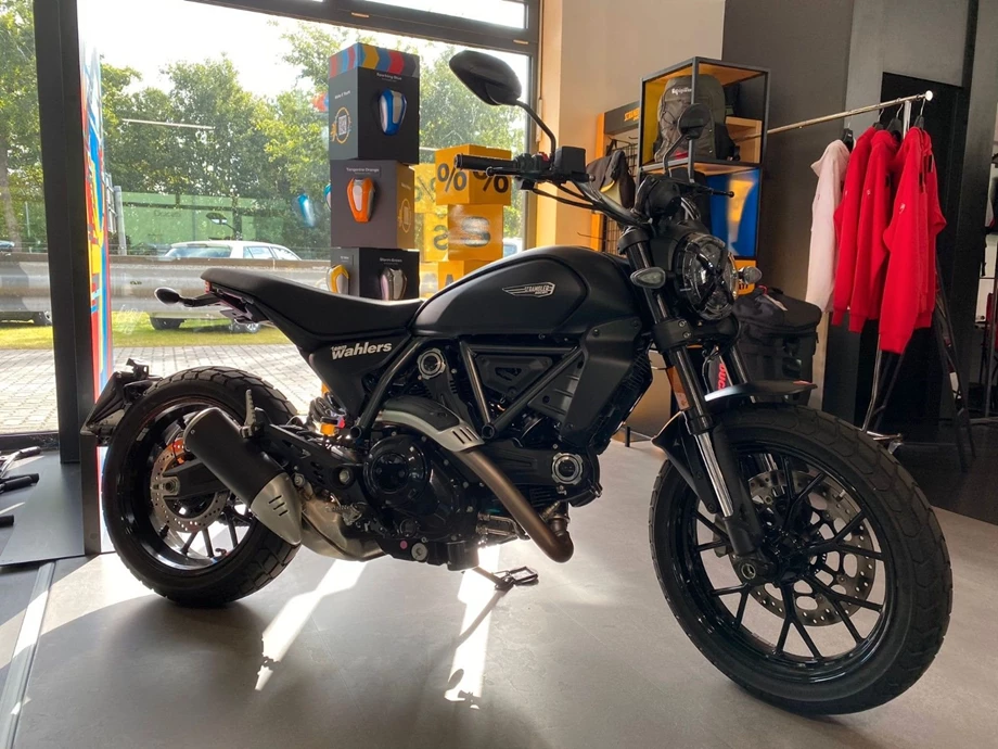 Angebot Ducati Scrambler Icon Dark Bild 1: Angebot Ducati Scrambler Icon Dark