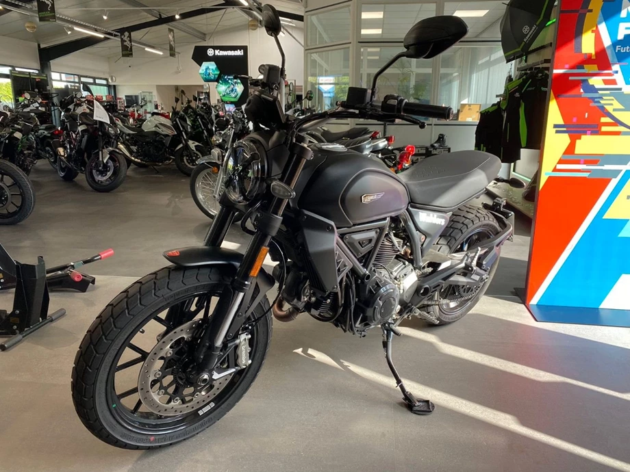 Angebot Ducati Scrambler Icon Dark Bild 16: Angebot Ducati Scrambler Icon Dark