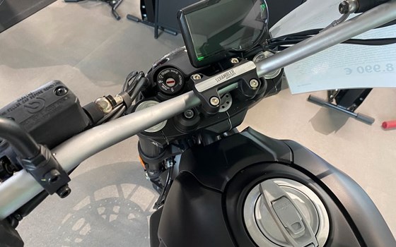 Gebrauchtmotorrad Ducati Scrambler Icon Dark - Bild 3