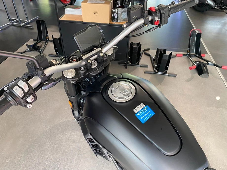 Angebot Ducati Scrambler Icon Dark Bild 9: Angebot Ducati Scrambler Icon Dark