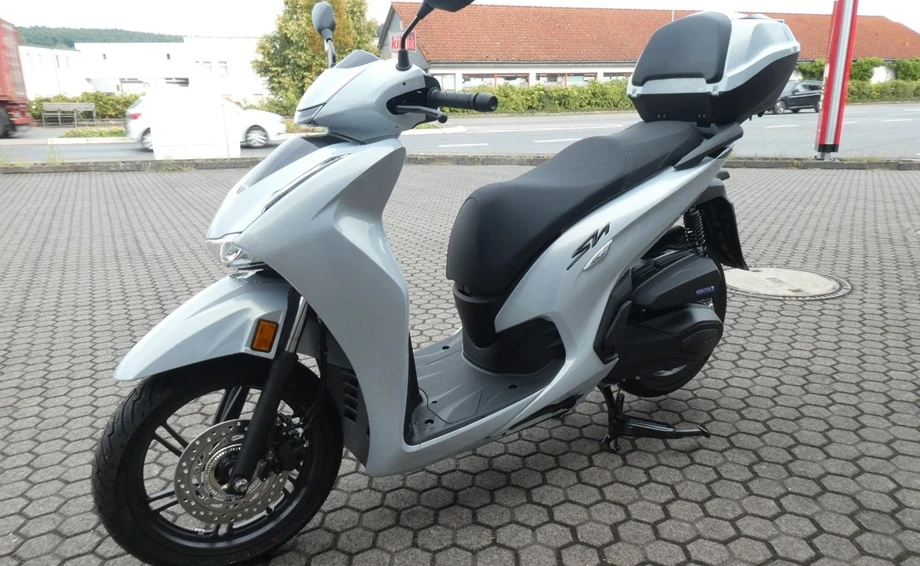 Angebot Honda SH350i Bild 4: Angebot Honda SH350i