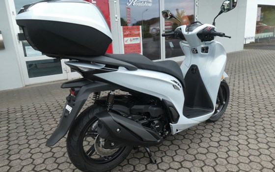 Neufahrzeug Honda SH350i - Bild 8