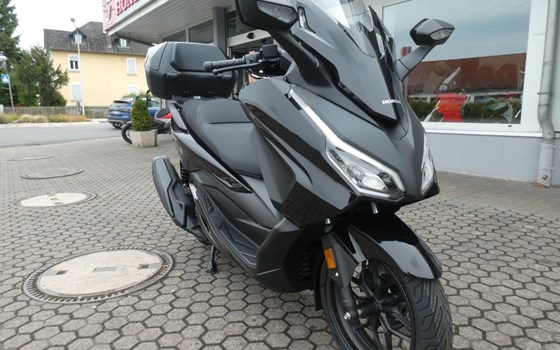 Neufahrzeug Honda Forza 350 - Bild 3