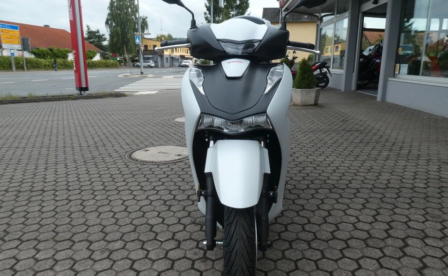 Angebot Honda SH150i Bild 3: Angebot Honda SH150i