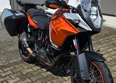 GEBRAUCHTFAHRZEUG KTM 1190 Adventure
