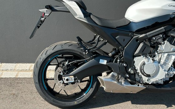 Neufahrzeug CFMOTO 675NK - Bild 20