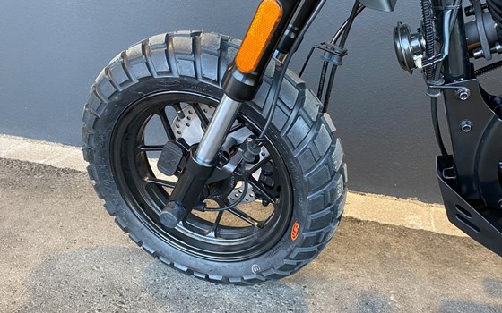 Gebrauchtmotorrad Brixton Crossfire 125 XS - Bild 18