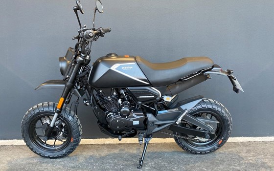 Gebrauchtmotorrad Brixton Crossfire 125 XS - Bild 7