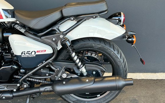 Neufahrzeug Royal Enfield Shotgun 650 - Bild 9