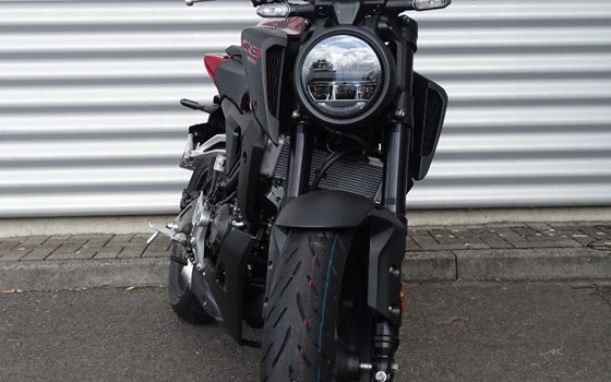 Gebrauchtmotorrad Honda CB125R - Bild 2