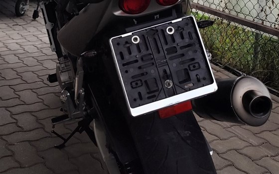 Gebrauchtmotorrad Yamaha FZS 1000 Fazer - Bild 5 Gebrauchtmotorrad Yamaha FZS 1000 Fazer - Bild 5