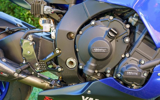 Gebrauchtmotorrad Yamaha R1 GYTR - Bild 13 Gebrauchtmotorrad Yamaha R1 GYTR - Bild 13