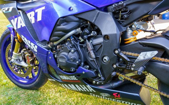 Gebrauchtmotorrad Yamaha R1 GYTR - Bild 17 Gebrauchtmotorrad Yamaha R1 GYTR - Bild 17