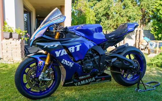 Gebrauchtmotorrad Yamaha R1 GYTR - Bild 4 Gebrauchtmotorrad Yamaha R1 GYTR - Bild 4