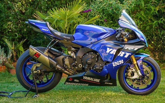 Gebrauchtmotorrad Yamaha R1 GYTR - Bild 9 Gebrauchtmotorrad Yamaha R1 GYTR - Bild 9