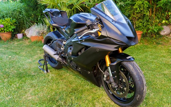 Gebrauchtmotorrad Yamaha R6 RACE - Bild 3 Gebrauchtmotorrad Yamaha R6 RACE - Bild 3
