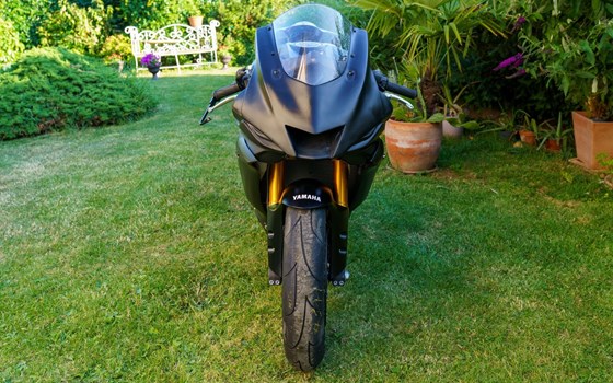 Gebrauchtmotorrad Yamaha R6 RACE - Bild 4 Gebrauchtmotorrad Yamaha R6 RACE - Bild 4