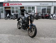 Honda CB125R