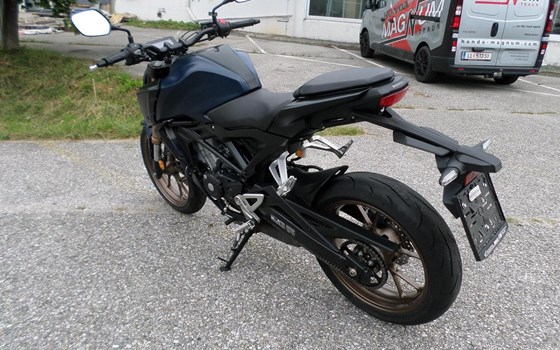 Gebrauchtmotorrad Honda CB125R - Bild 5 Gebrauchtmotorrad Honda CB125R - Bild 5