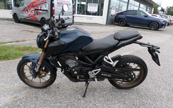 Gebrauchtmotorrad Honda CB125R - Bild 6