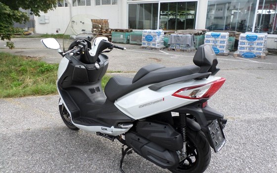 Gebrauchtmotorrad Sym GTS 300i - Bild 5