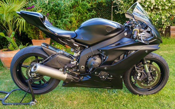 Gebrauchtmotorrad Yamaha R6 RACE - Bild 1 Gebrauchtmotorrad Yamaha R6 RACE - Bild 1