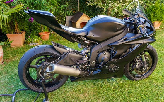 Gebrauchtmotorrad Yamaha R6 RACE - Bild 11 Gebrauchtmotorrad Yamaha R6 RACE - Bild 11