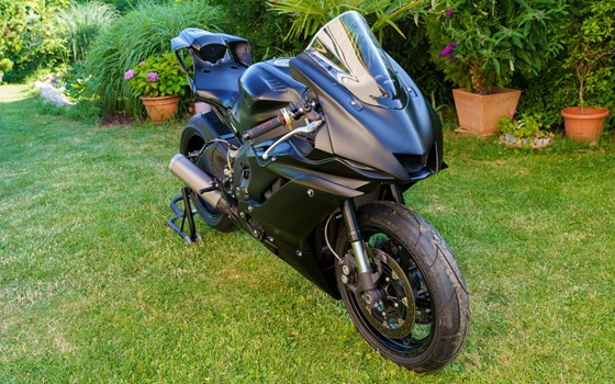 Gebrauchtmotorrad Yamaha R6 RACE - Bild 3 Gebrauchtmotorrad Yamaha R6 RACE - Bild 3
