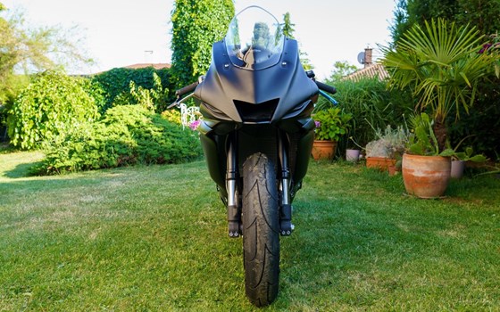 Gebrauchtmotorrad Yamaha R6 RACE - Bild 4 Gebrauchtmotorrad Yamaha R6 RACE - Bild 4