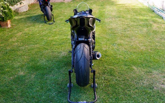 Gebrauchtmotorrad Yamaha R6 RACE - Bild 9 Gebrauchtmotorrad Yamaha R6 RACE - Bild 9