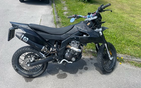 Gebrauchtmotorrad Malaguti XSM 125 Supermoto - Bild 10 Gebrauchtmotorrad Malaguti XSM 125 Supermoto - Bild 10