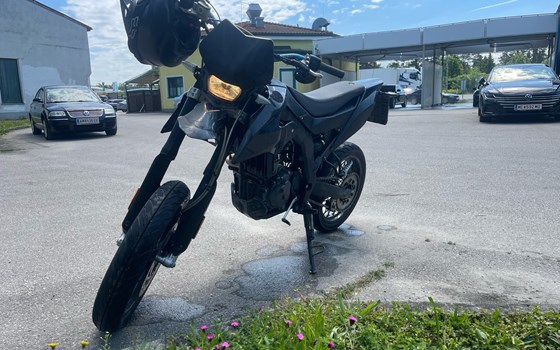 Gebrauchtmotorrad Malaguti XSM 125 Supermoto - Bild 3 Gebrauchtmotorrad Malaguti XSM 125 Supermoto - Bild 3
