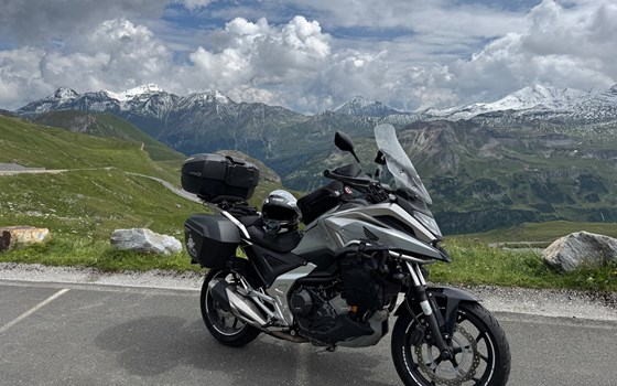 Gebrauchtmotorrad Honda NC750X - Bild 2 Gebrauchtmotorrad Honda NC750X - Bild 2