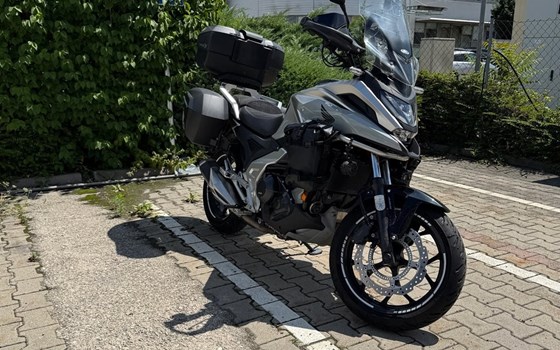 Gebrauchtmotorrad Honda NC750X - Bild 3 Gebrauchtmotorrad Honda NC750X - Bild 3