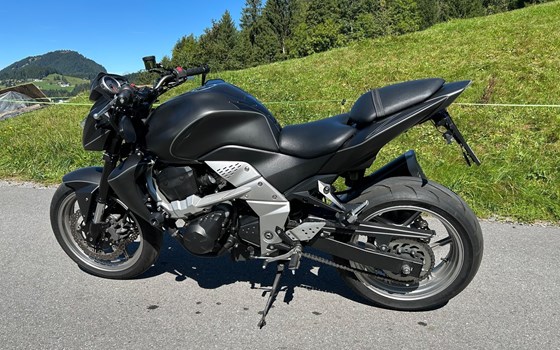 Gebrauchtmotorrad Kawasaki Z 750 - Bild 4 Gebrauchtmotorrad Kawasaki Z 750 - Bild 4