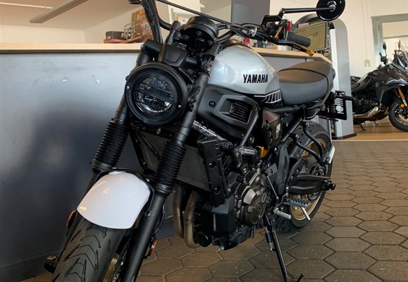 Yamaha XSR700 Legacy
