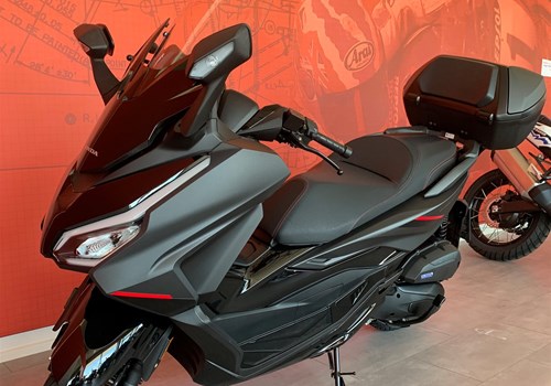 Honda Forza 125