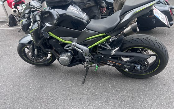Gebrauchtmotorrad Kawasaki Z900 - Bild 4 Gebrauchtmotorrad Kawasaki Z900 - Bild 4