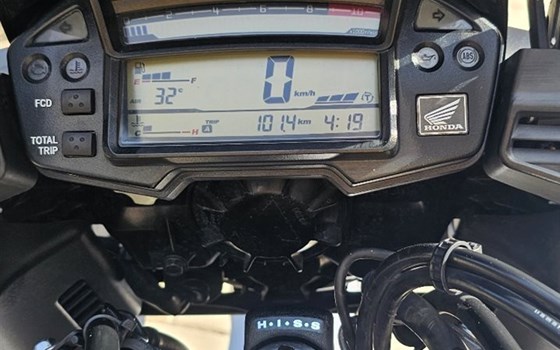 Gebrauchtmotorrad Honda VFR1200X Crosstourer - Bild 3 Gebrauchtmotorrad Honda VFR1200X Crosstourer - Bild 3