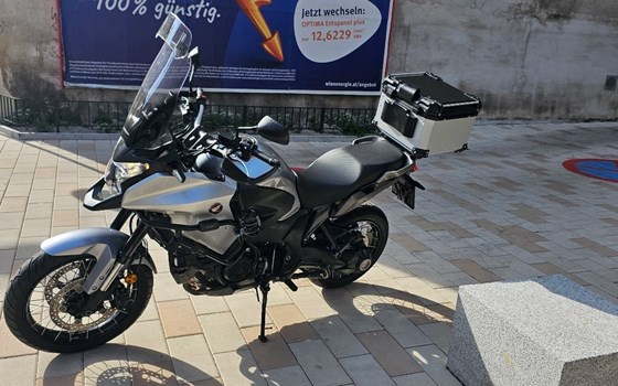 Gebrauchtmotorrad Honda VFR1200X Crosstourer - Bild 9 Gebrauchtmotorrad Honda VFR1200X Crosstourer - Bild 9