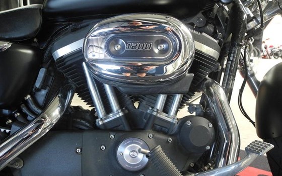 Gebrauchtmotorrad Harley-Davidson Sportster XL 1200CB - Bild 8